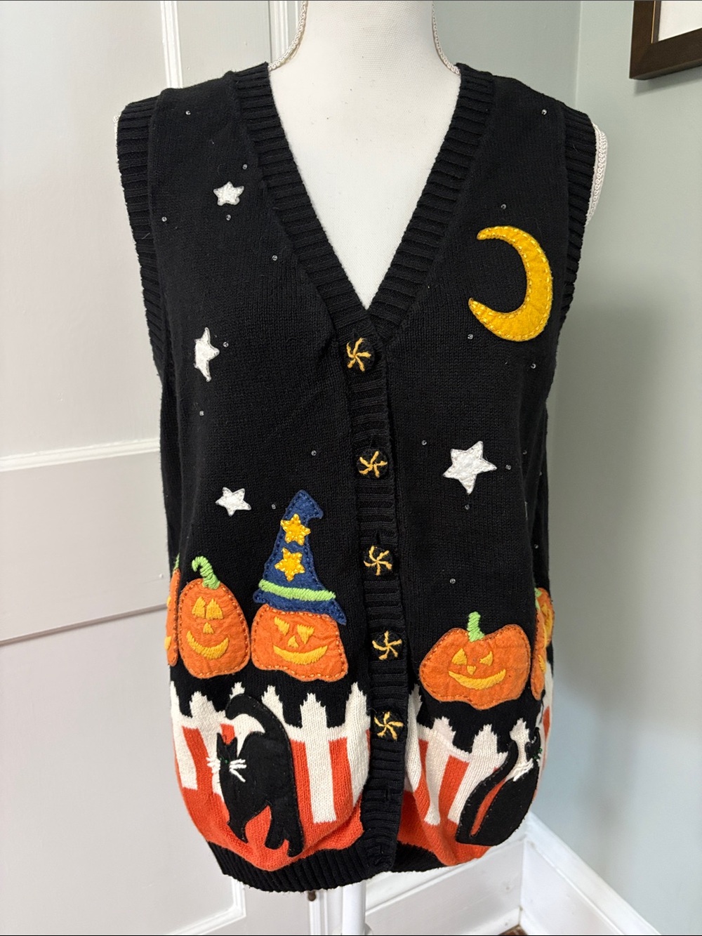 Vintage 1990s Halloween Black Orange Pumpkin Cat Appliqué Beaded Sweater Vest L